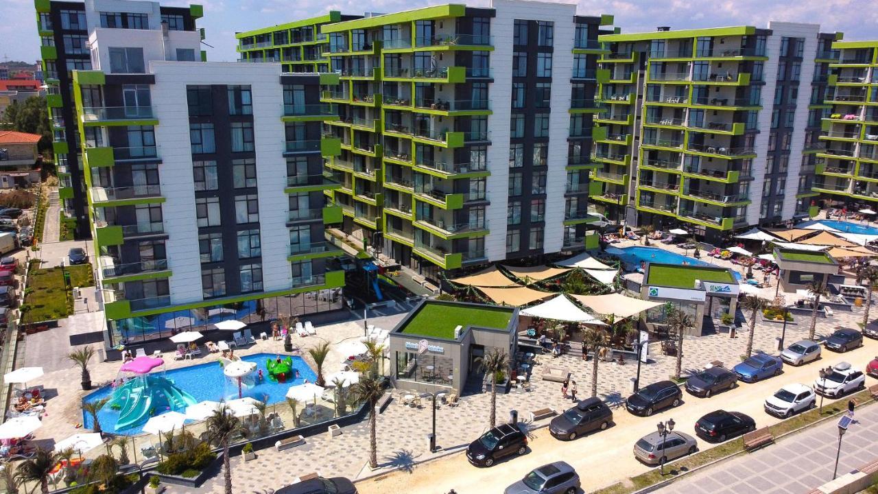 Rebeq Aparthotel Alezzi Beach Năvodari Exterior foto